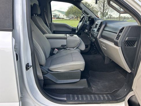 Used 2017 Ford F250 XL w/ STX Appearance Package image 13