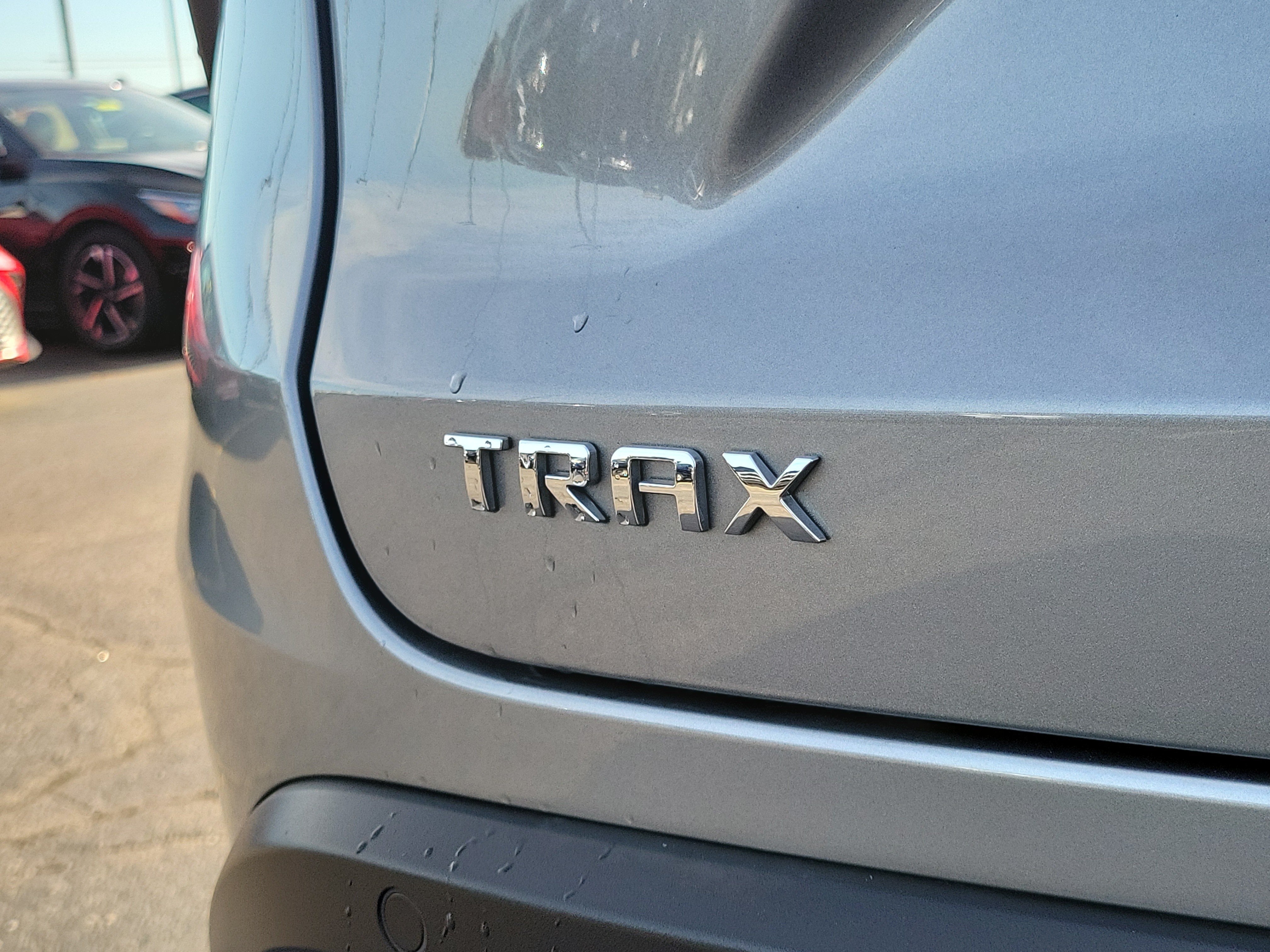 Used 2024 Chevrolet Trax LS w/ Driver Confidence Package FWD image 6