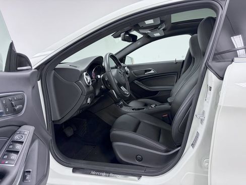 Used 2016 Mercedes-Benz CLA 250 4MATIC image 13