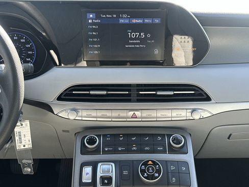 Used 2021 Hyundai Palisade SE image 25