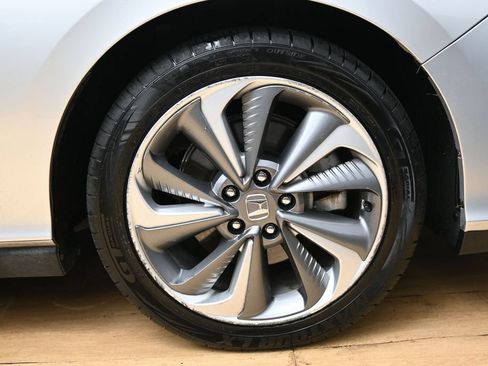 Used 2018 Honda Clarity Plug-In Hybrid image 14