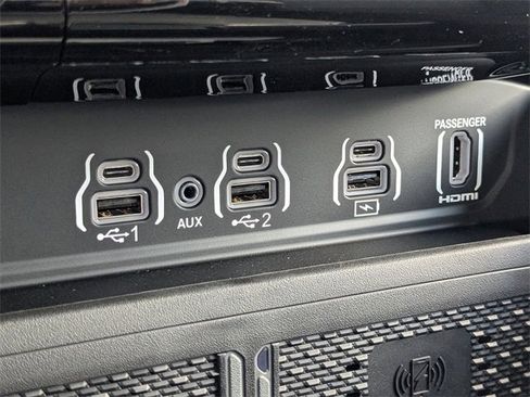 New 2025 RAM 2500 Limited image 23