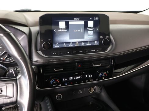 Used 2023 Nissan Rogue SL w/ SL Premium Package FWD image 5