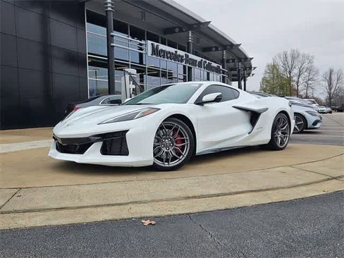 Used 2024 Chevrolet Corvette Z06 w/ Chrome Exterior Badge Package image 1