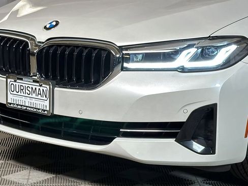 Used 2023 BMW 540i xDrive w/ Premium Package AWD/4WD image 3