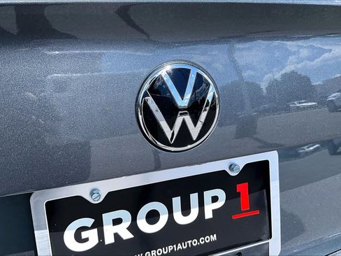 Used 2024 Volkswagen Jetta SE FWD image 31