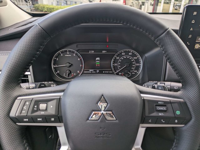 New 2026 Mitsubishi Outlander SE FWD image 24
