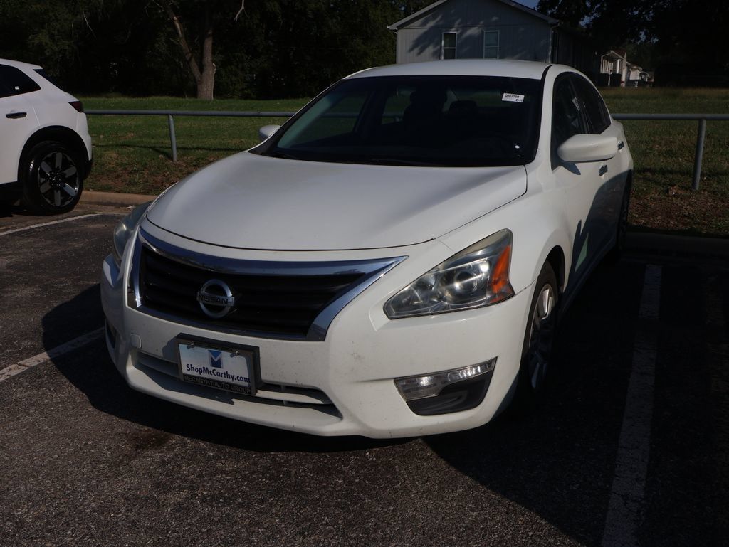 Used 2015 Nissan Altima 2.5 S w/ Power Driver Seat Package FWD image 10