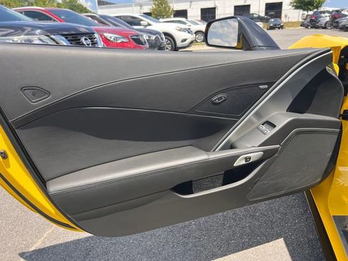 Used 2015 Chevrolet Corvette Stingray Coupe w/ ZF1 Appearance Package RWD image 10