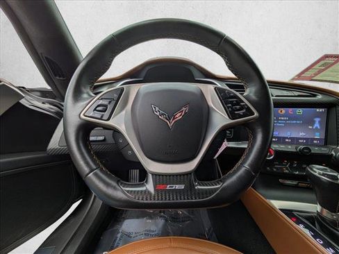 Used 2015 Chevrolet Corvette Z06 w/ 3LZ Preferred Equipment Group image 11