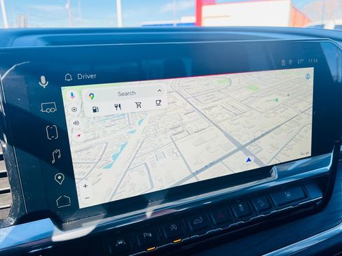 Used 2025 GMC Sierra 1500 SLT w/ SLT Premium Plus Package image 31