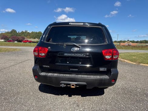 Used 2008 Toyota Sequoia SR5 image 6