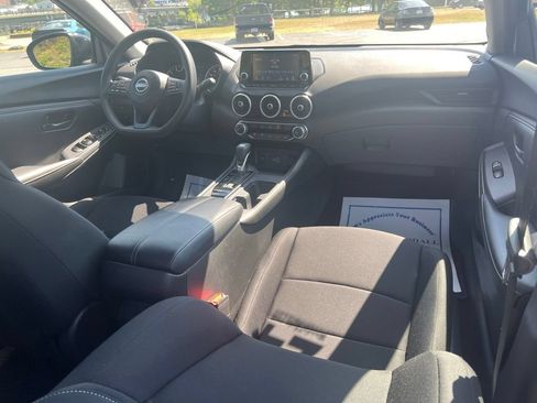 Used 2024 Nissan Sentra S w/ Lighting Package FWD image 7
