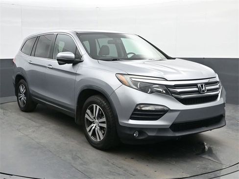 Used 2017 Honda Pilot EX-L image 2