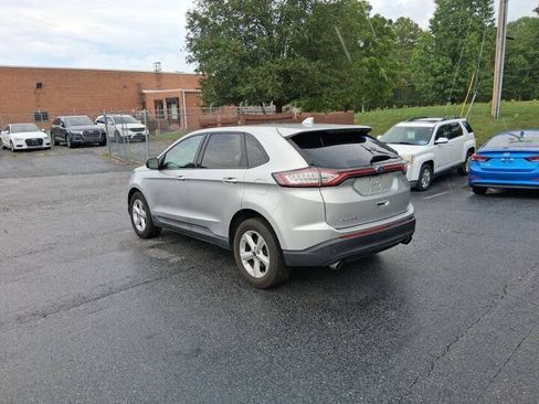 Used 2018 Ford Edge SE FWD image 7