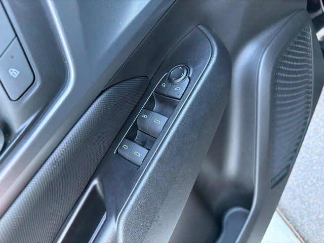 Used 2024 Chevrolet Equinox EV RS FWD image 21