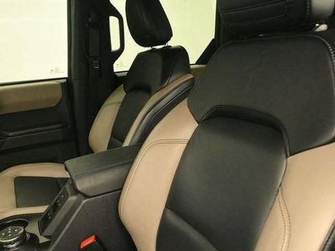 Certified 2024 Ford Bronco Wildtrak AWD/4WD image 21