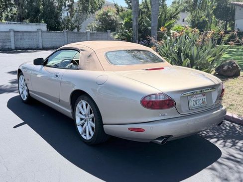 Used 2006 Jaguar XK8 Convertible RWD image 9
