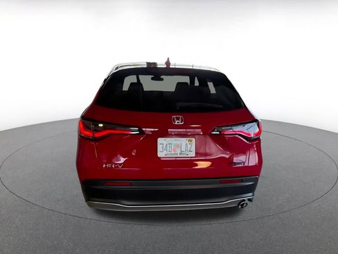 Used 2025 Honda HR-V Sport image 12