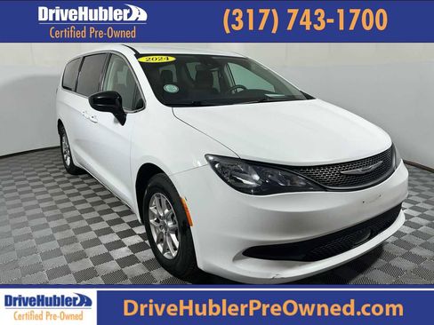 Used 2024 Chrysler Voyager LX FWD image 1