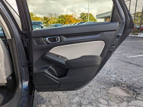 Used 2022 Honda Civic EX image 34