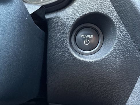 Used 2024 Toyota Corolla Cross AWD Hybrid image 22