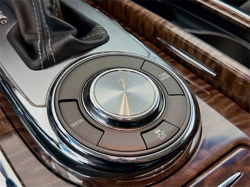 Used 2017 Nissan Armada SV w/ Driver Package image 18