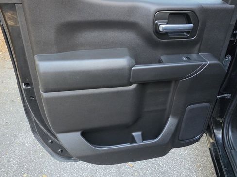 Used 2021 Chevrolet Silverado 1500 LT image 27