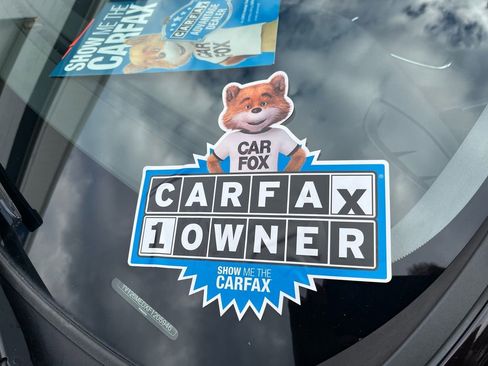 Used 2015 Volvo V60 T5 Platinum image 31