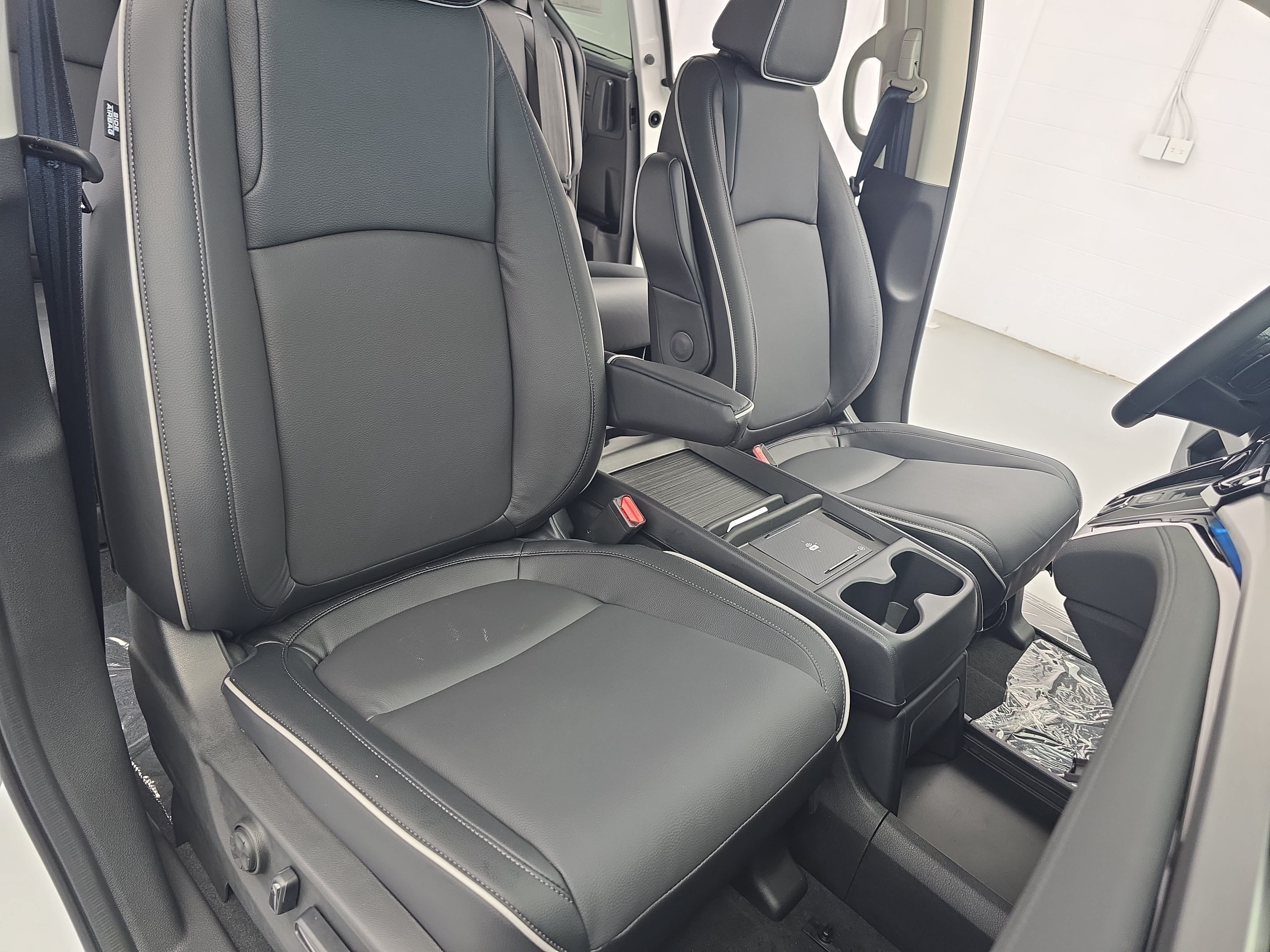 New 2027 Honda Odyssey Touring image 10
