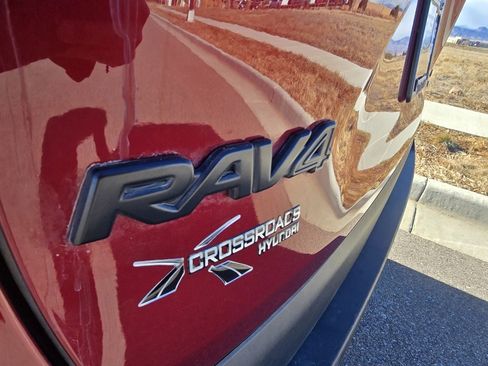 Used 2022 Toyota RAV4 Limited image 10