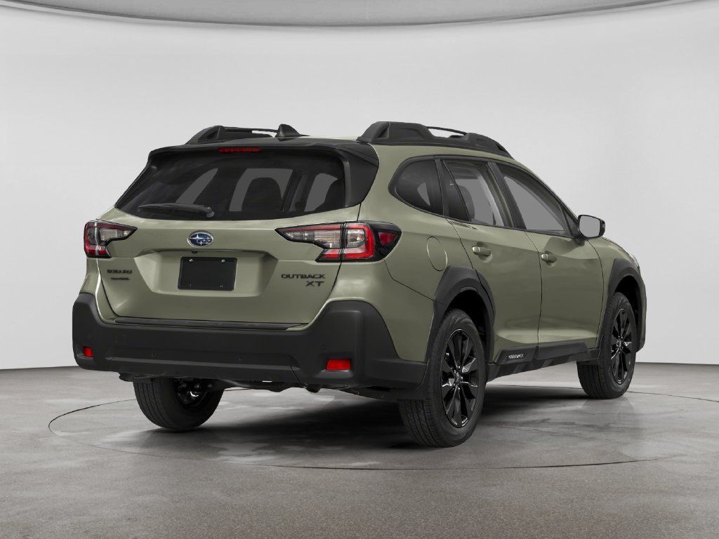 Used 2025 Subaru Outback Onyx Edition XT AWD/4WD image 2