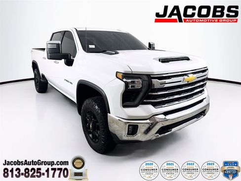Used 2024 Chevrolet Silverado 2500 LTZ image 1