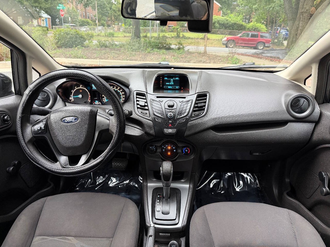 Used 2015 Ford Fiesta S FWD image 21