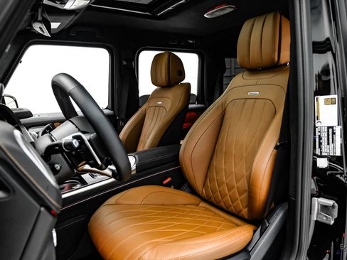 Used 2025 Mercedes-Benz G 63 AMG 4MATIC image 36