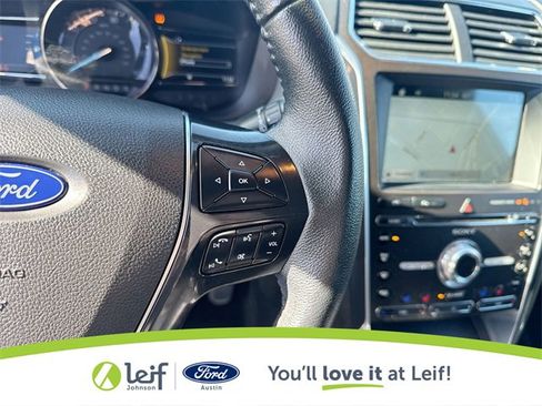 Used 2018 Ford Explorer Limited image 33