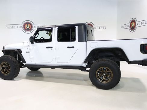 Used 2021 Jeep Gladiator Sport AWD/4WD image 26