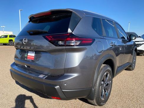 New 2026 Nissan Rogue SV w/ SV Premium Package image 6