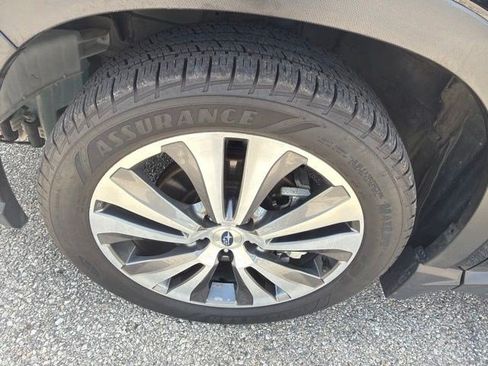 Used 2021 Subaru Ascent Limited w/ Technology Package AWD/4WD image 10