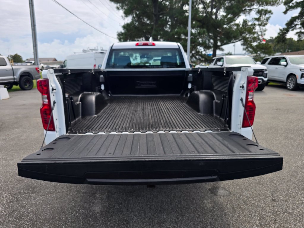 Certified 2025 Chevrolet Silverado 1500 W/T RWD image 23