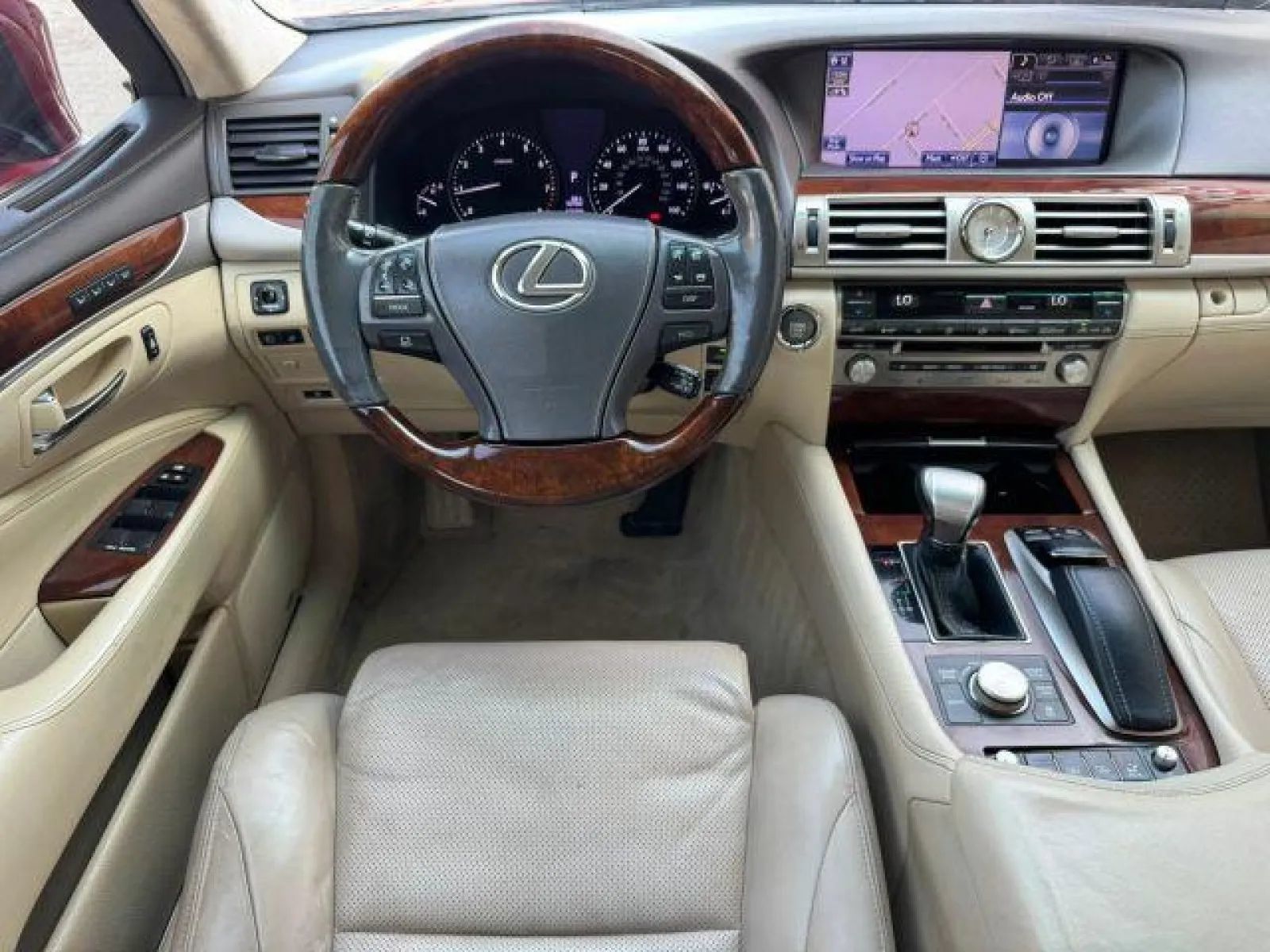 Used 2013 Lexus LS 460 L w/ Ultra Luxury Pkg AWD/4WD image 35