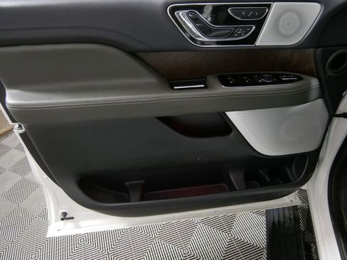 Used 2024 Lincoln Navigator L Black Label image 14