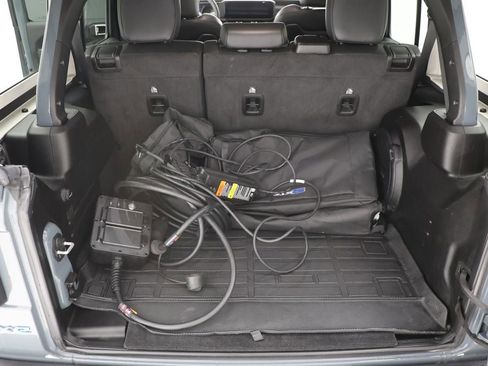 Used 2024 Jeep Wrangler Unlimited Rubicon 4xe image 31