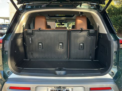 Certified 2025 Nissan Pathfinder Platinum w/ Cargo Package image 6