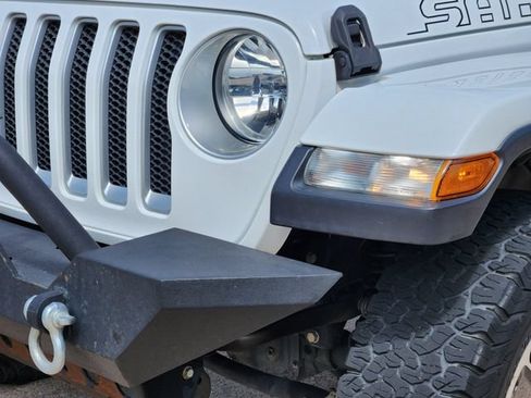 Used 2019 Jeep Wrangler Unlimited Sahara w/ Safety Group AWD/4WD image 8