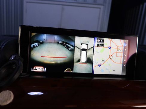 Used 2017 Lexus LX 570 4WD image 25