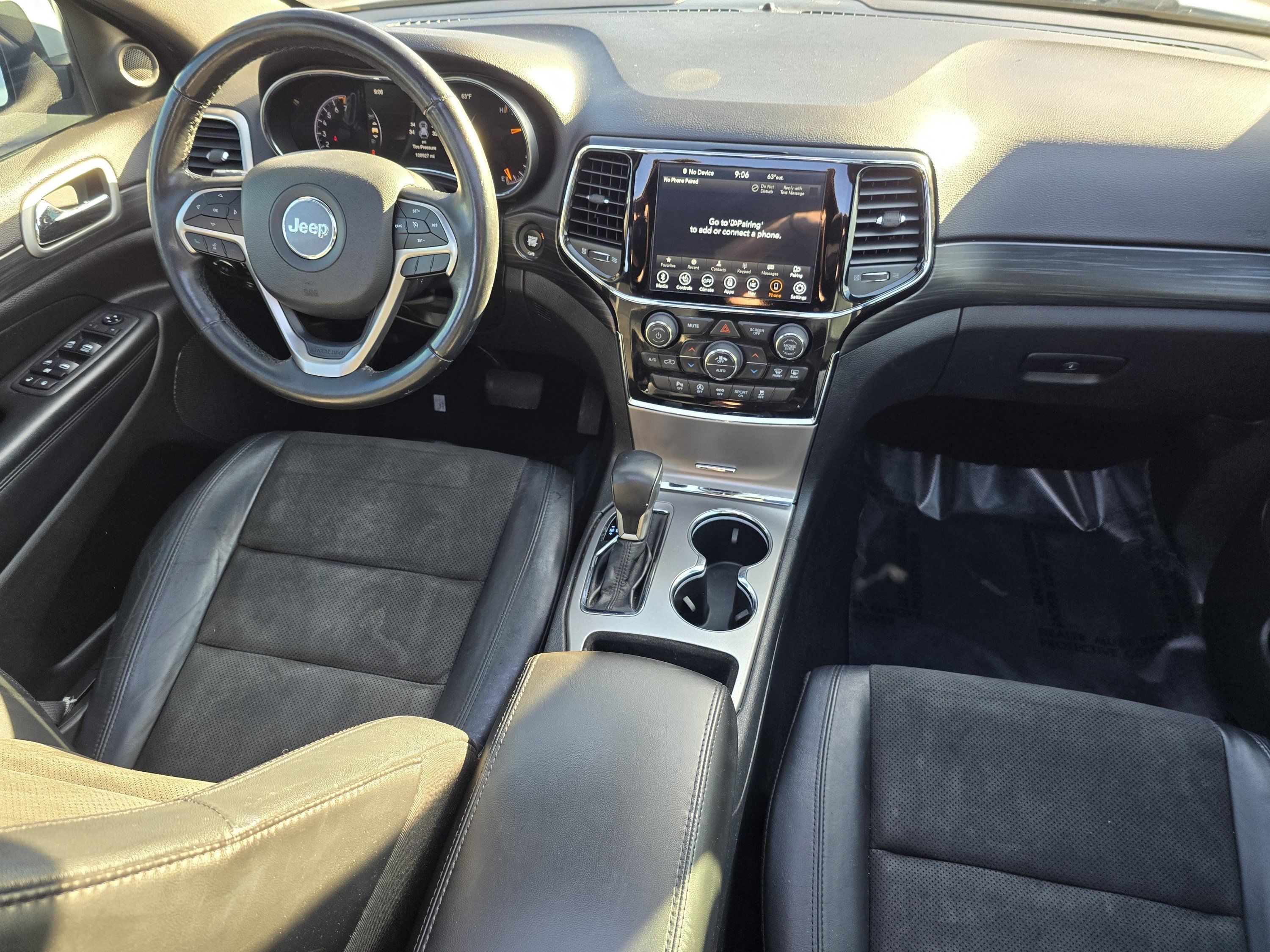 Used 2020 Jeep Grand Cherokee Altitude AWD/4WD image 32