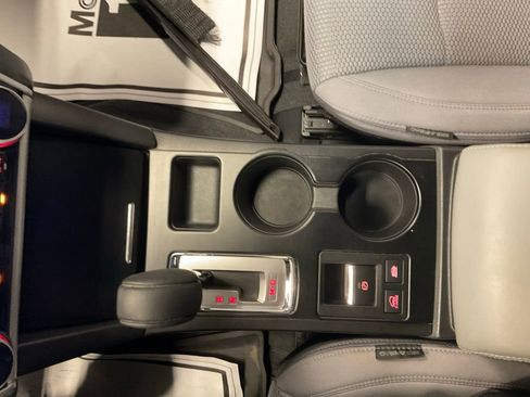 Used 2019 Subaru Outback 2.5i Premium w/ Popular Package #2 image 14