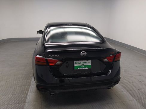 Used 2024 Nissan Altima 2.5 SR FWD image 6