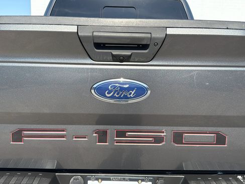 Used 2019 Ford F150 XLT w/ Equipment Group 302A Luxury AWD/4WD image 10